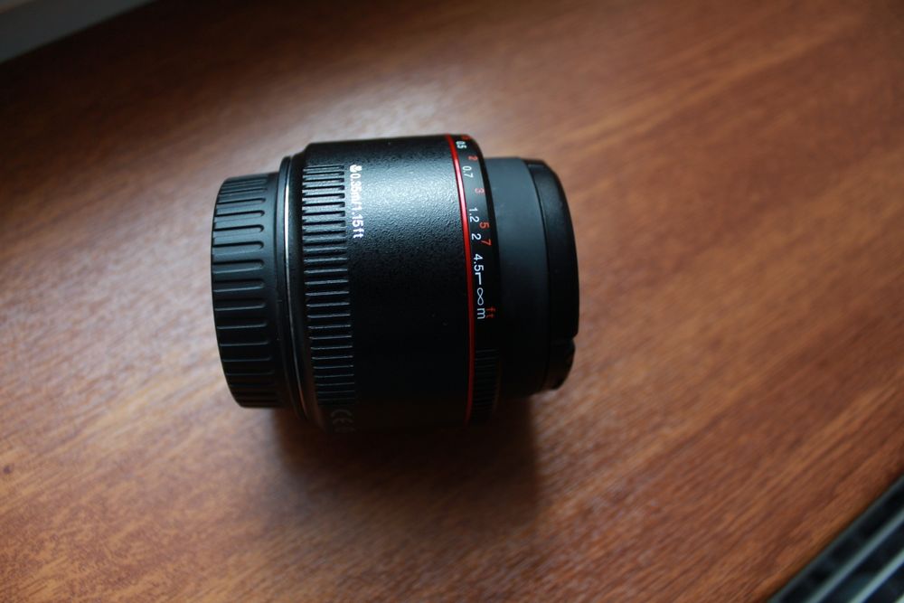 Об'єктив Yongnuo YN 50 mm F1.8 II