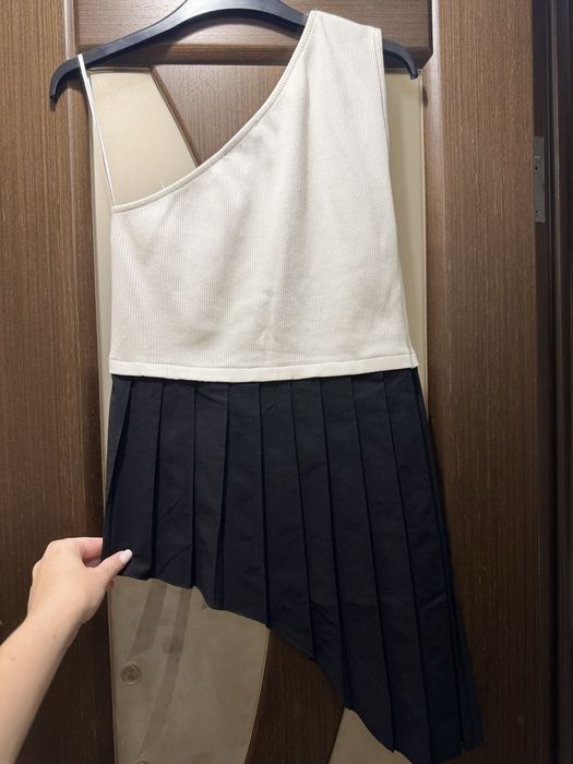 Блуза,топ,майка на одне плече,в рубчик,ажурна,біла з чорним,zara S