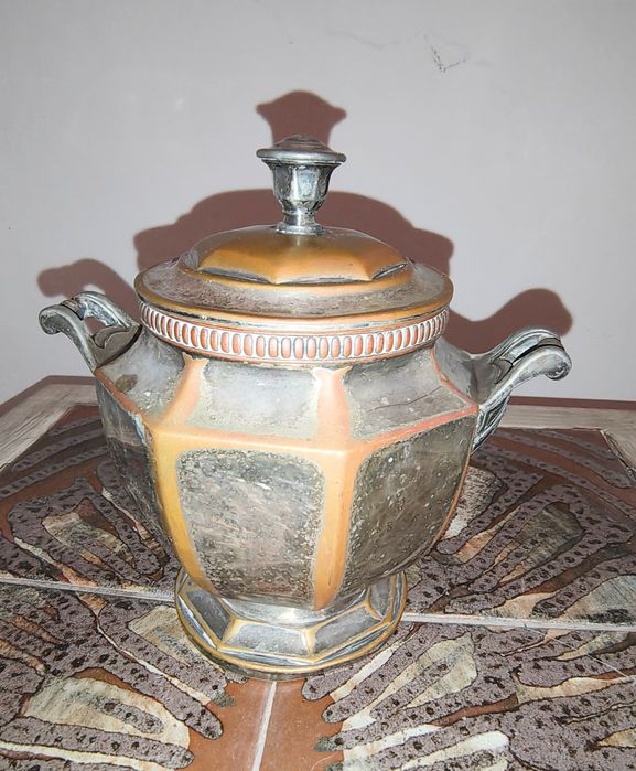 Stary platerowy dzbanek do herbaty i cukiernica Christofle