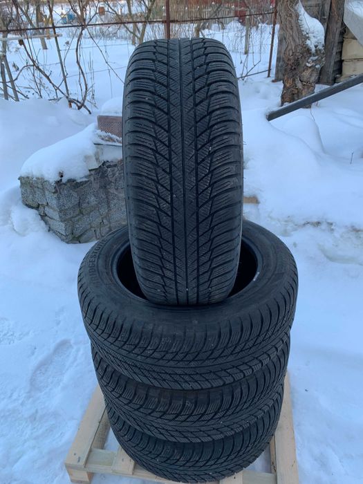 - Bridgestone Blizzak LM01AZ 225 55 17, 97H