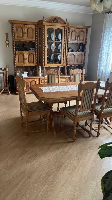 Stół dębowy rozkładany solidny i elegancki