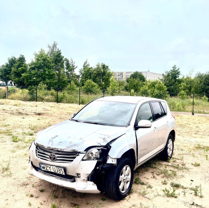 Toyota RAV4 Piękna RAV4 2.0 B+Gaz Pali i Jeździ Salon Polska