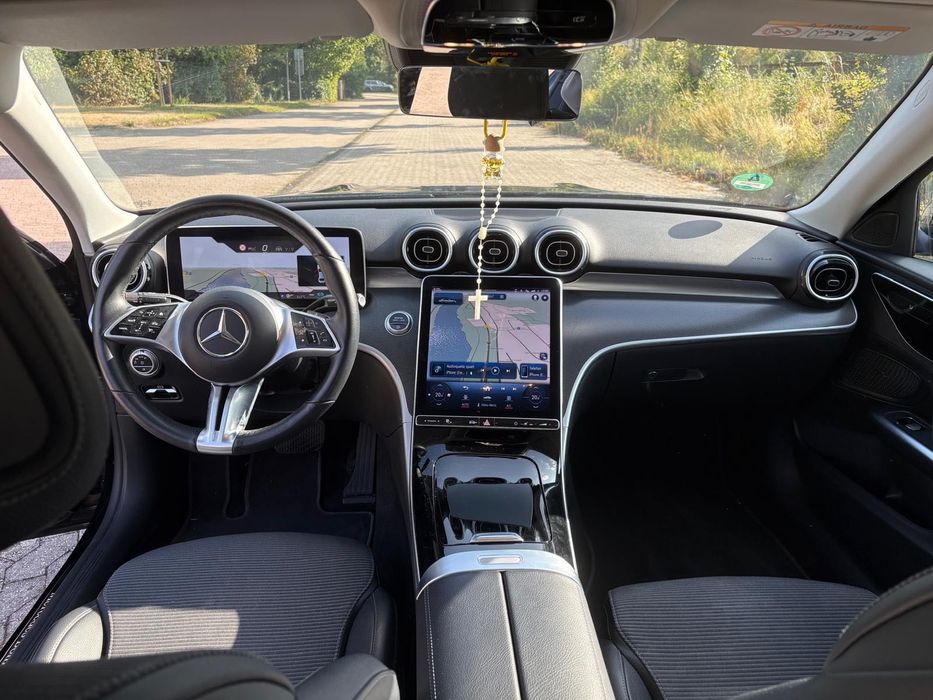Mercedes-Benz C 300 d AVANTGARDE