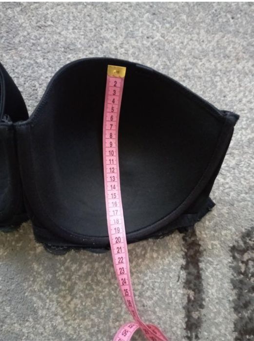 Лифы чёрный и беж Анжелика 90С-D