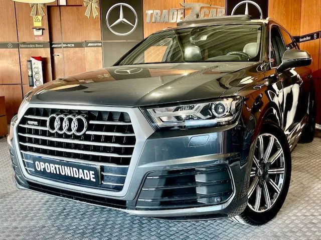 Audi Q7 3.0 TDI quattro S-line Tiptronic 7L