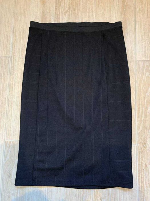 Спідниця чорна карандаш zara