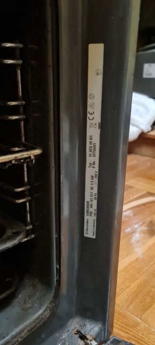 Electrolux EOB 53000 R духова шафа