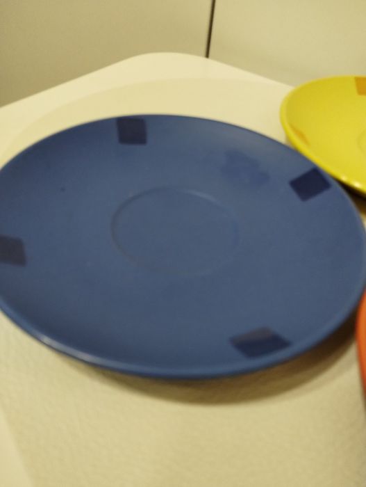 serwis kawowy/ zastawa stołowa/kolorowa/talerzyk