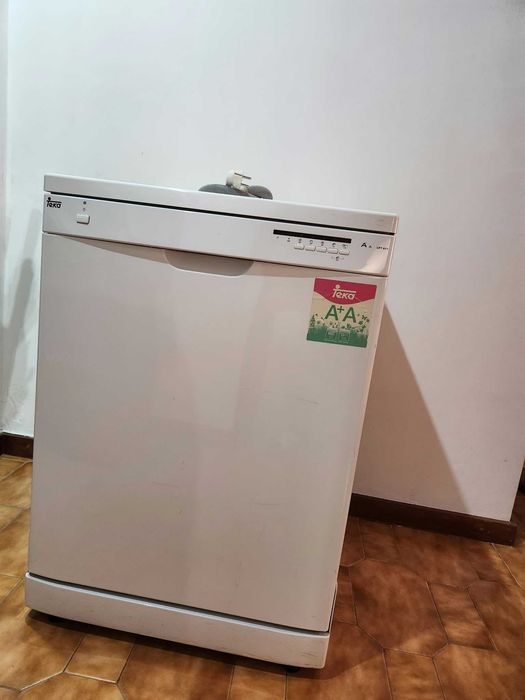 maquina de lavar loiça TEKA