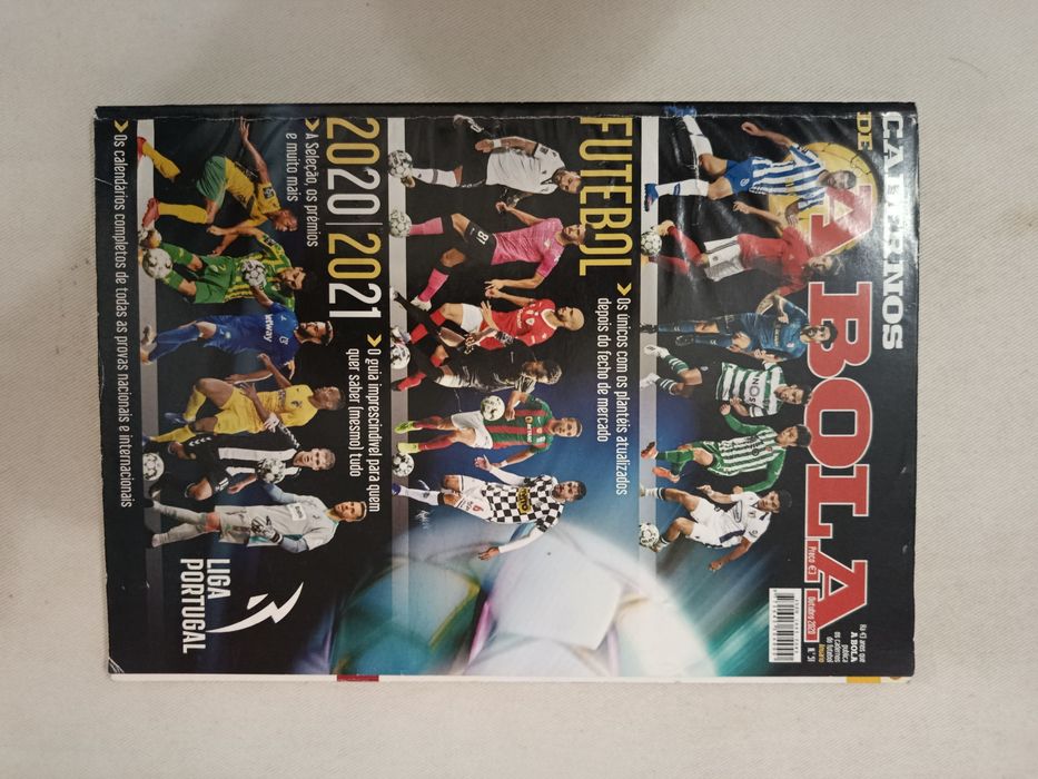 7 Revistas  CADERNOS de A BOLA (Futebol)