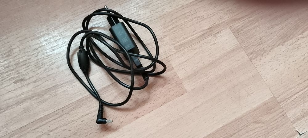Lenovo 10 cali uszkodzony