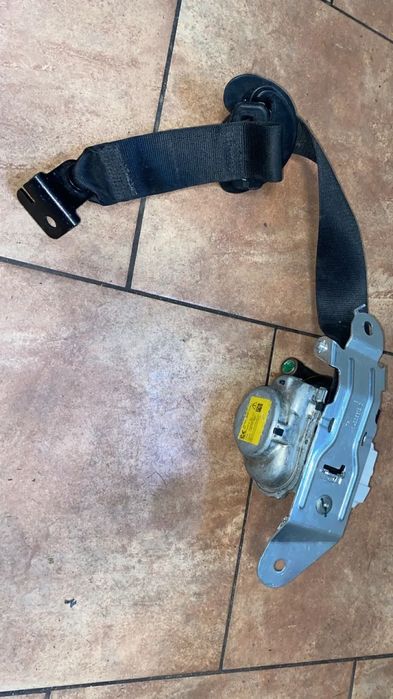 PAS BEZPIECZEŃSTWA BMW X2 F39 LEWY TYŁ 34227541