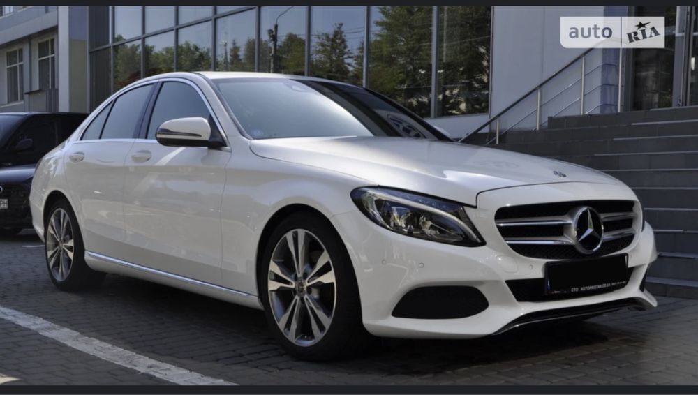 Mercedes C-Class 2017. C220d