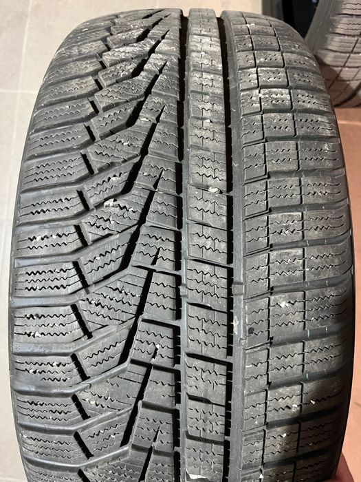 Opony zimowe Hankook 225/45 R18