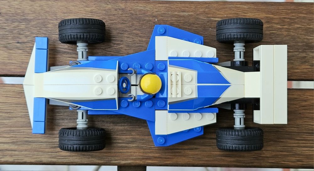 LEGO Racers 8374 Racing WilliamsF1 Team Racer 1:27 z 2003 roku