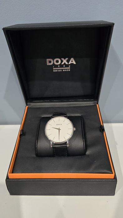 Zegarek męski Doxa 173.10.011.01

Typ mechanizmu
kwarcowy
Gwarancja
2