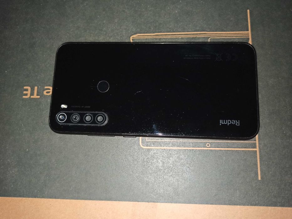 Смартфон Xiaomi Redmi Note 8 4/64GB Space Black