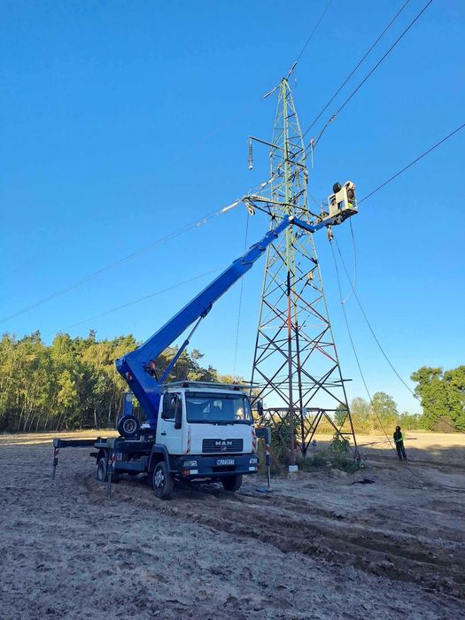 Podnośnik koszowy Wumag WT300