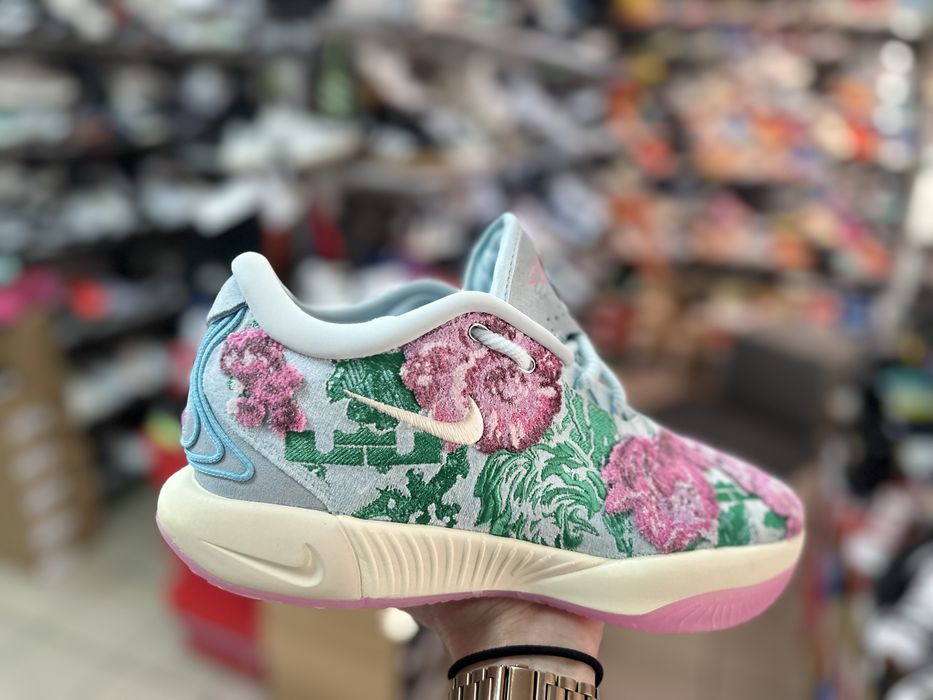 Баскетбольні кросівки Nike Lebron XXI PRM ( РОЗМІР  42, 44 )