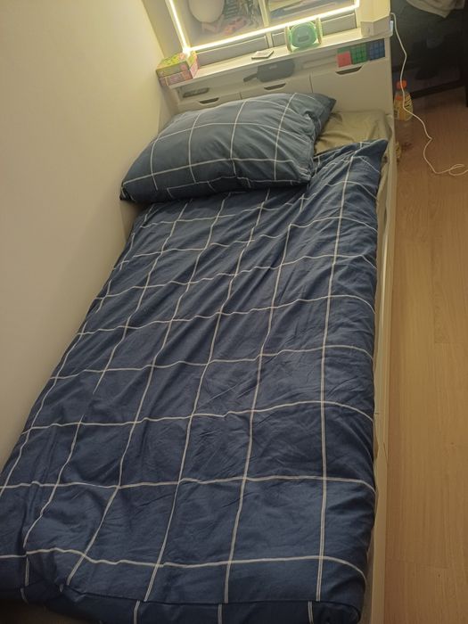 Łóżko młodzieżowe