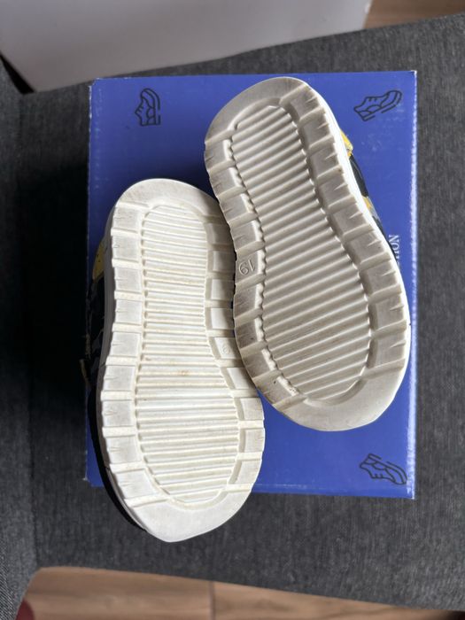 Ортопедичні шкіряні кросівки 19 розмір