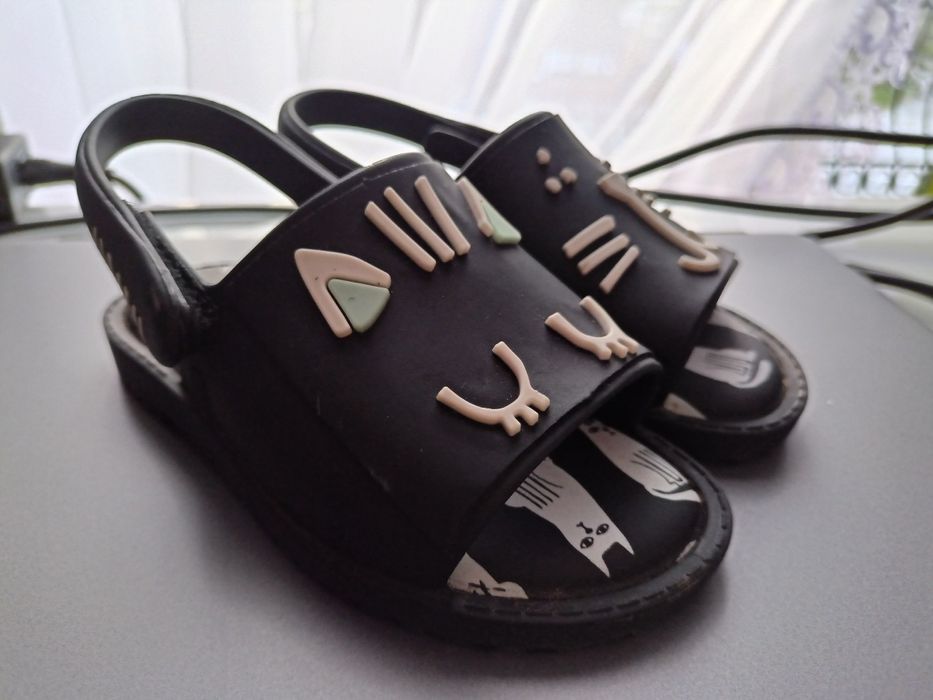 Sandałki gumowe melissa meliski kotki r. 24