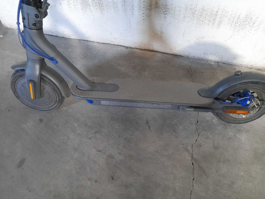 Trotinete Elétrica XIAOMI Mi Electric Scooter 3