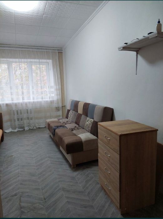 Комната в коммунальном общежитии,Черноморск.