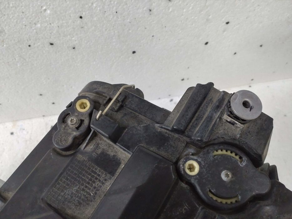 lampa lewa vw golf sportsvan zwykła 517941005b rok 2014-19
