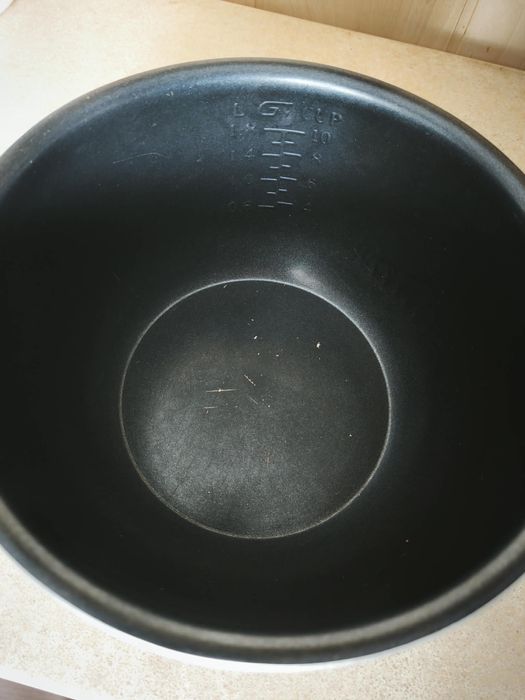 Чаша для мультиварки Philips HD3037 (5л)