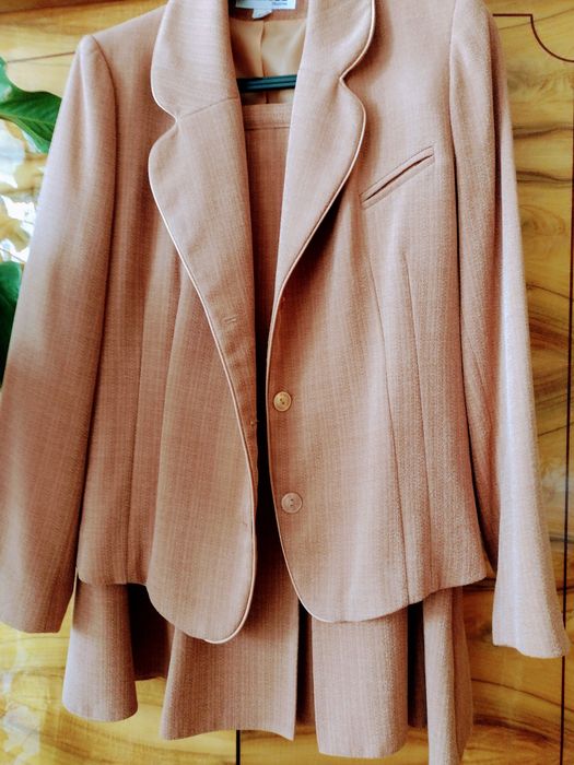 garsonka damska r.42 żakiet spódnica