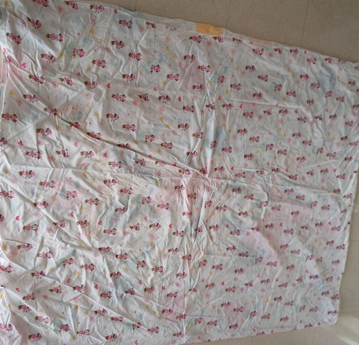 Conjunto capa de edredão Minnie em excelente estado para cama de solte