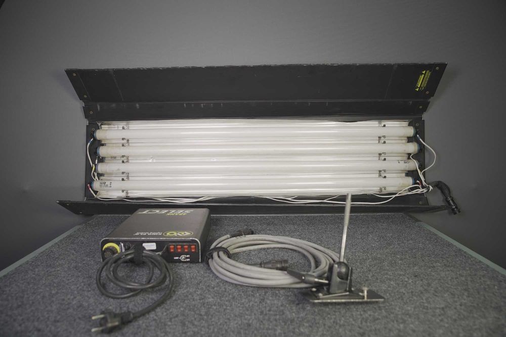 Освітлювальний прилад 2ft/4ft x 4 lamps Kino Flo/FilmGear (3200/5600K)