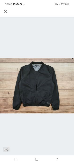 Kurtka levis polecam