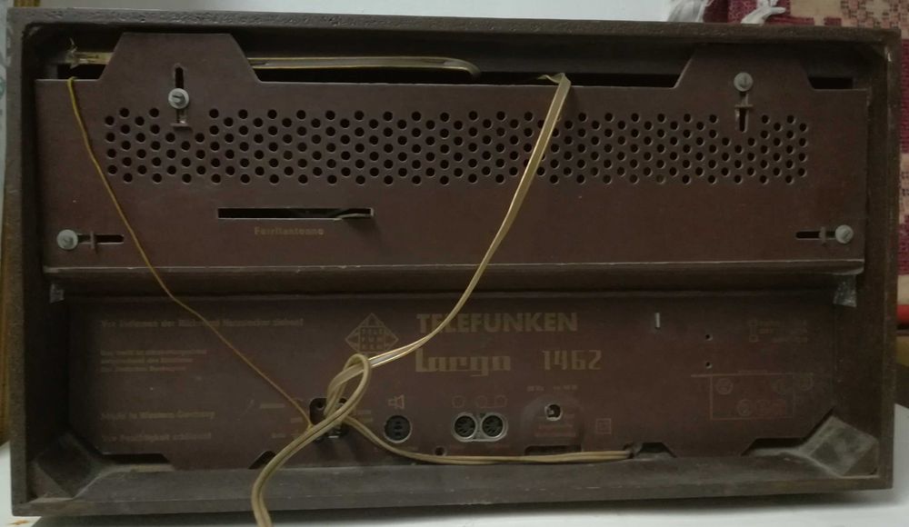 Rádio antigo TELEFUNKEN Largo 1462