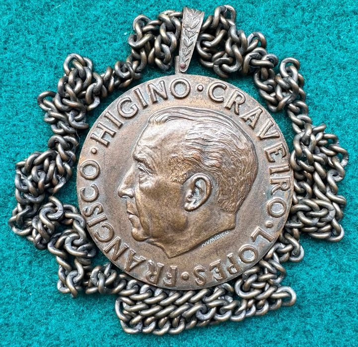 Medalha de suspenção 1956