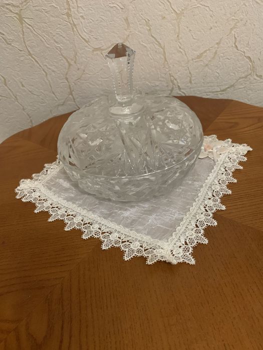 Конфетница или фруктовница