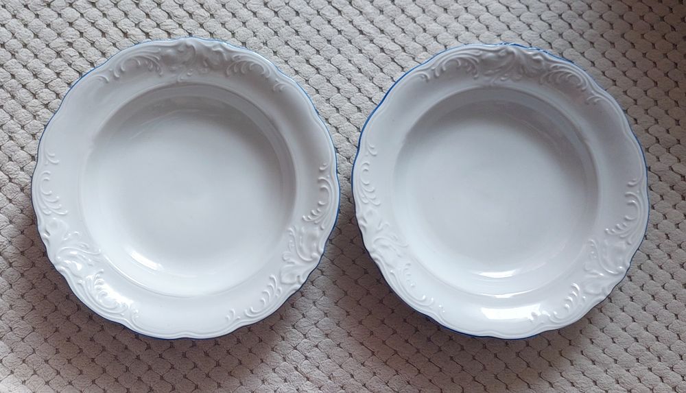 2 głębokie talerze Wałbrzych PRL