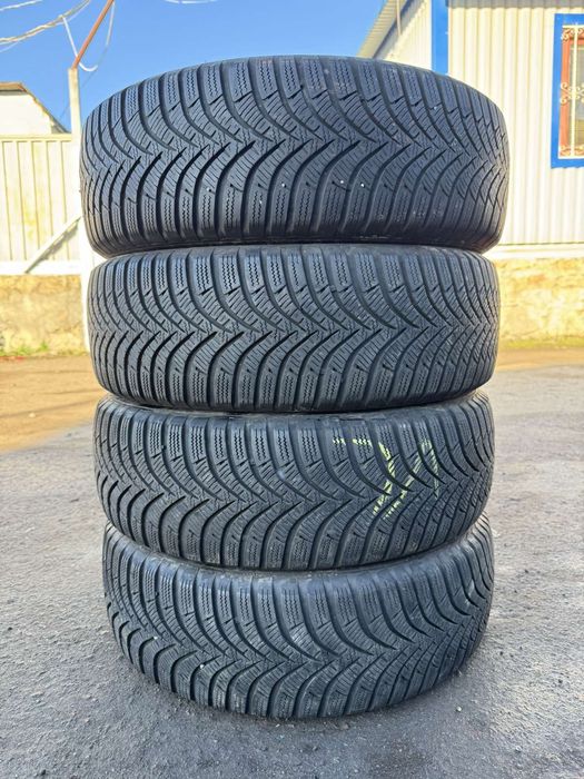 Зимові шини Hankook 195/60 R16