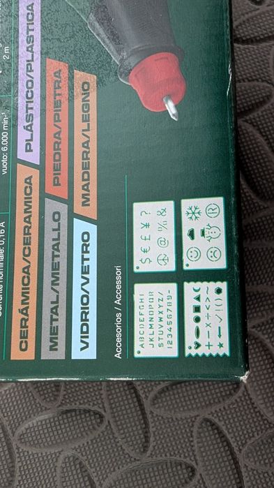 [Novo] Máquina de Gravar em Diversos Materiais c/ 4 Moldes