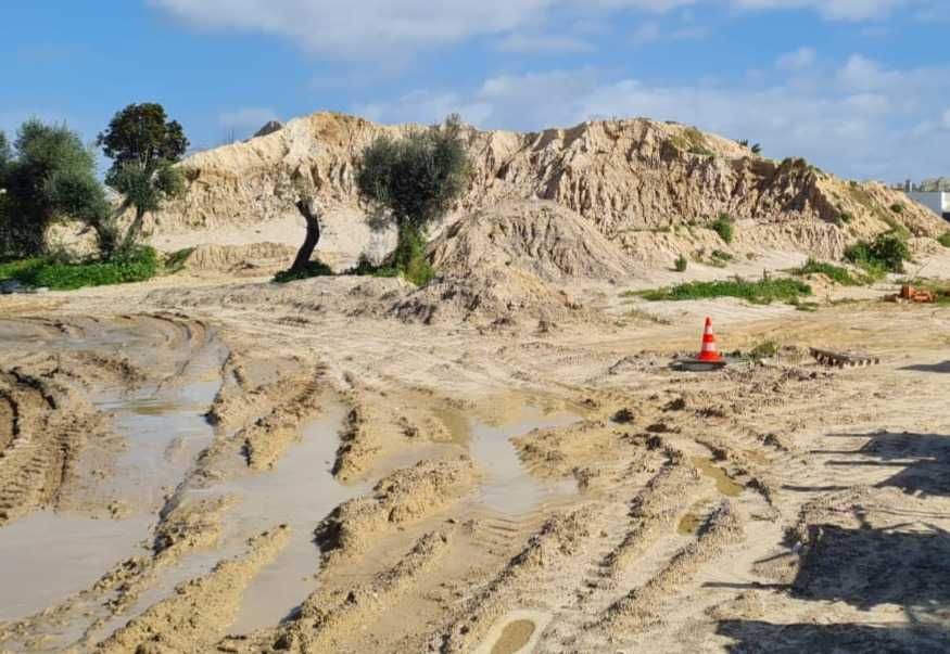 Dá-se terra para aterro