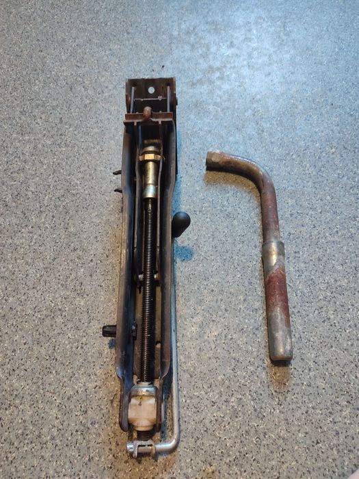 Домкрат Мерседес МЛ Mercedes ML W163