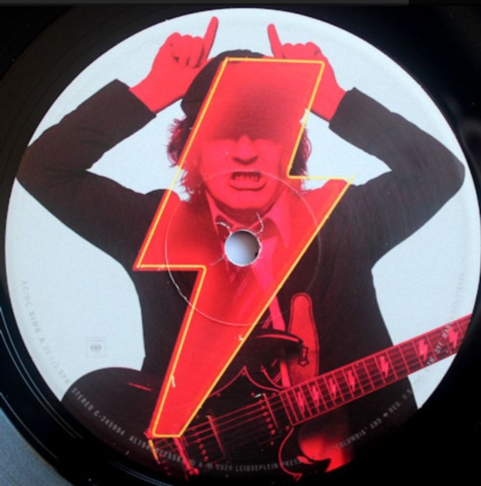 Виниловые пластинки - Metallica - Master Of Puppets и AC/DC - PWR/UP