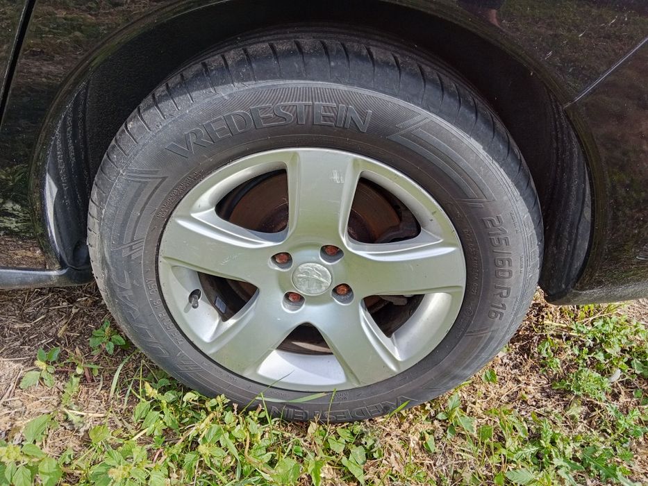 Koła alufelgi r16 4x108 Peugeot 3008 z  nowymi oponami lato