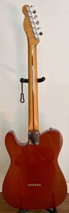 Fender Limited Edition Vintera ‘70s Telecaster, Maple Fingerboard, Mocha
