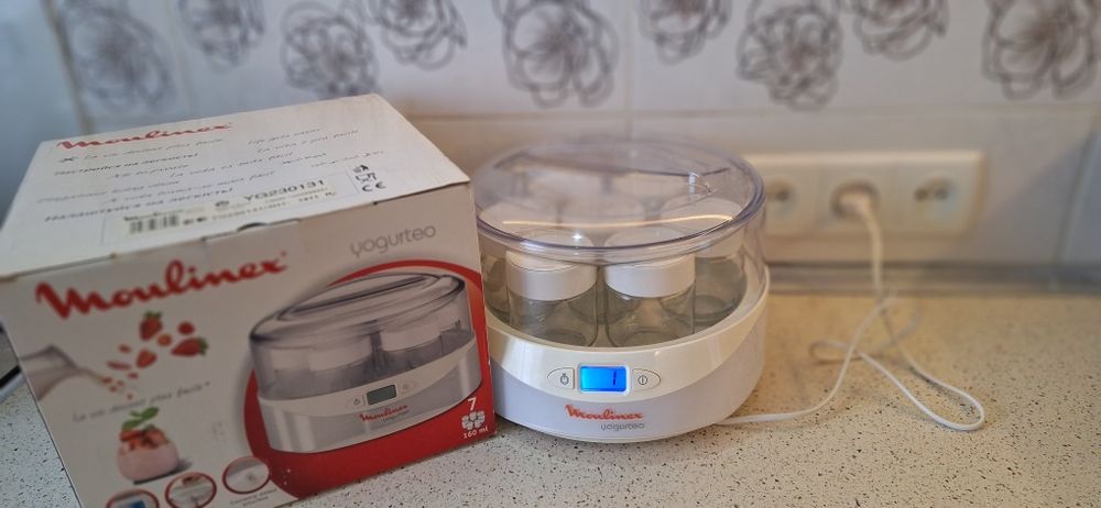 Йогуртниця moulinex YG 230