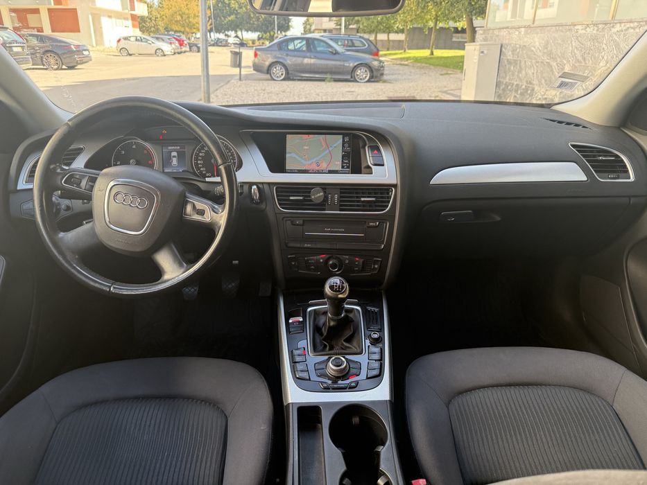 Audi A4 B8.5 Avant 2.0 TDI Sport 136cv 2011