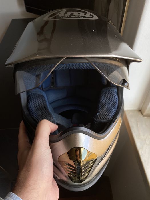 Capacete ARAI - pouco uso (Tamanho S)