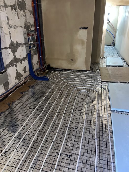 Hydraulik instalacje wodne kanalizacyjne piece  gazowe piece