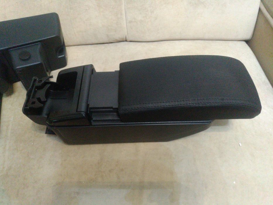 Подлокотник для Volkswagen Golf 7,6,5 Фольксваген Гольф 7,6,5